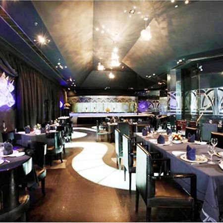 The Ashok, New Delhi Nova Deli Exterior foto Restaurant interior