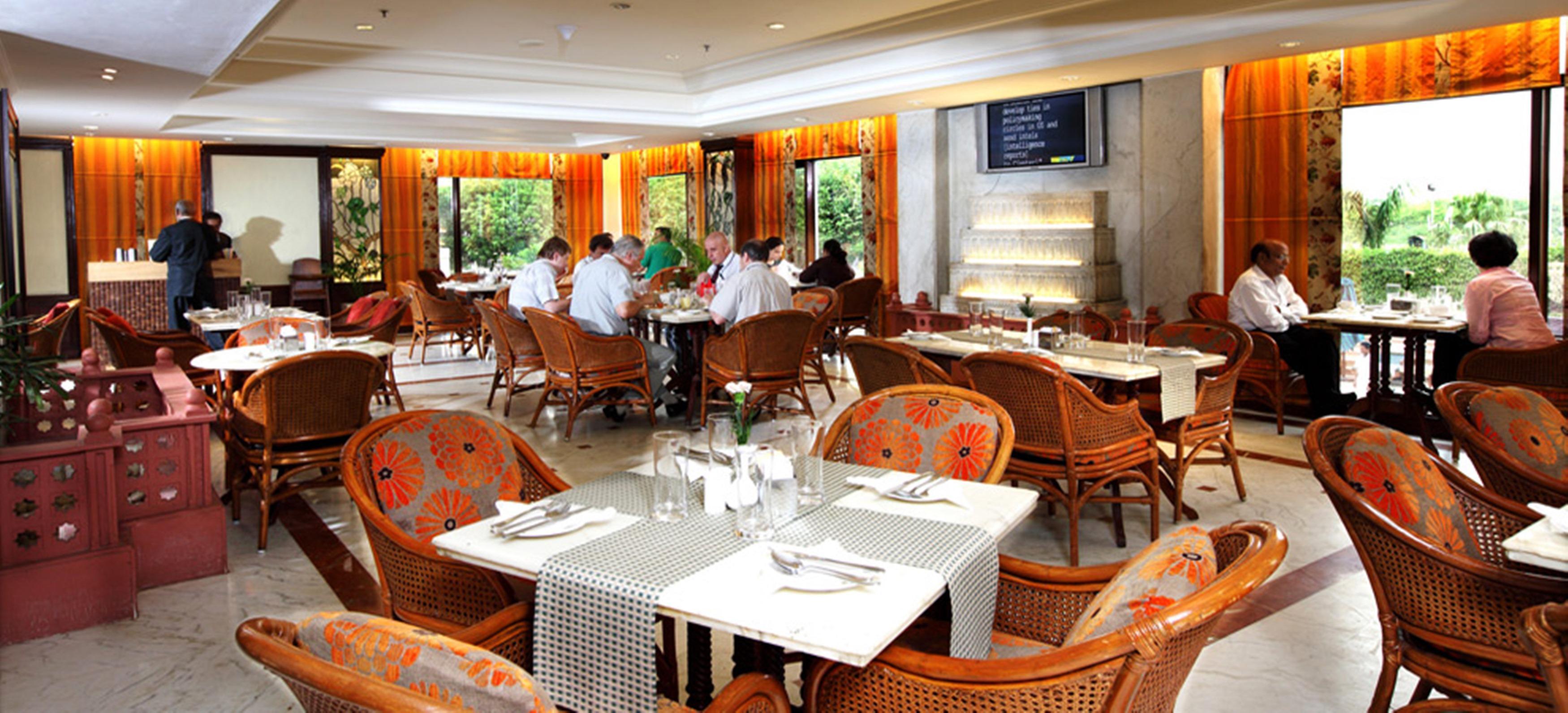 The Ashok, New Delhi Nova Deli Exterior foto The restaurant